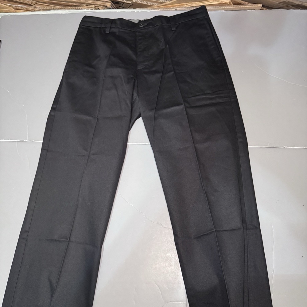 Dockers Signature Iron Free Khaki Pants Mens 34 30 30.5 Black Classic Fit